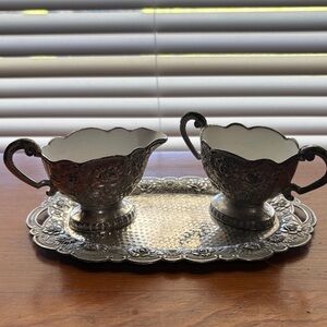 Elegant Silver Creamer and Sugar Set